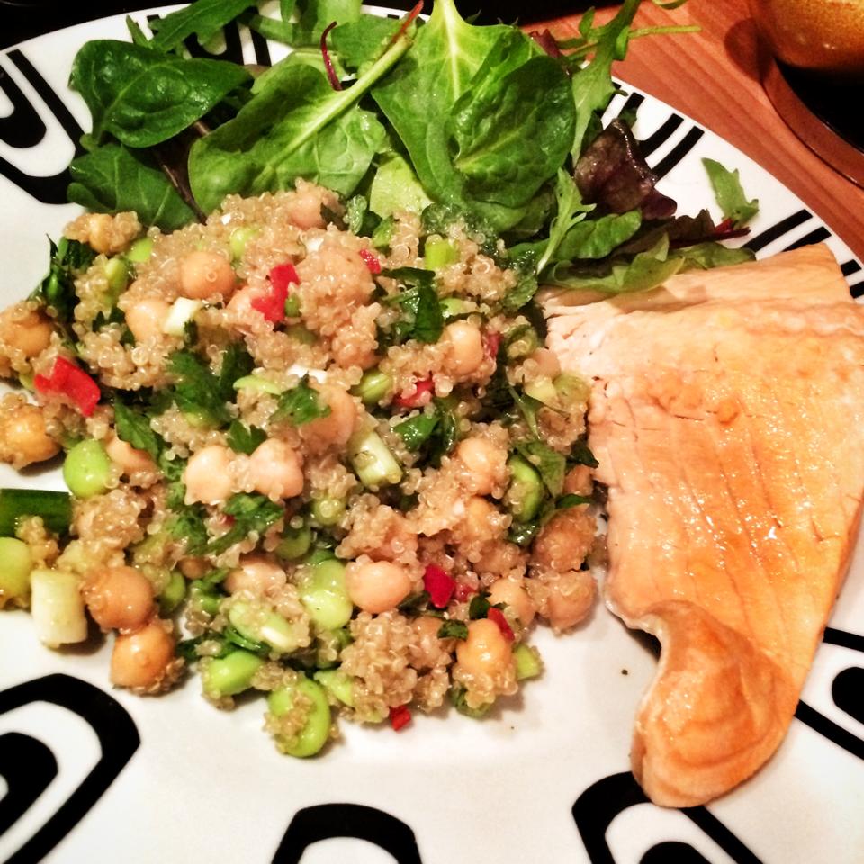 Poached Salmon and Quinoa Salad – 14sp