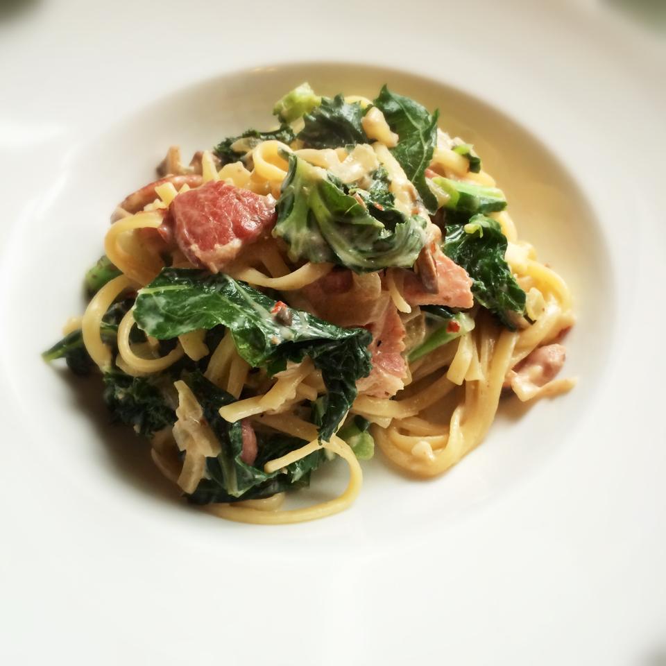 Smoked Bacon, Kale and Gorgonzola Pasta – 13sp