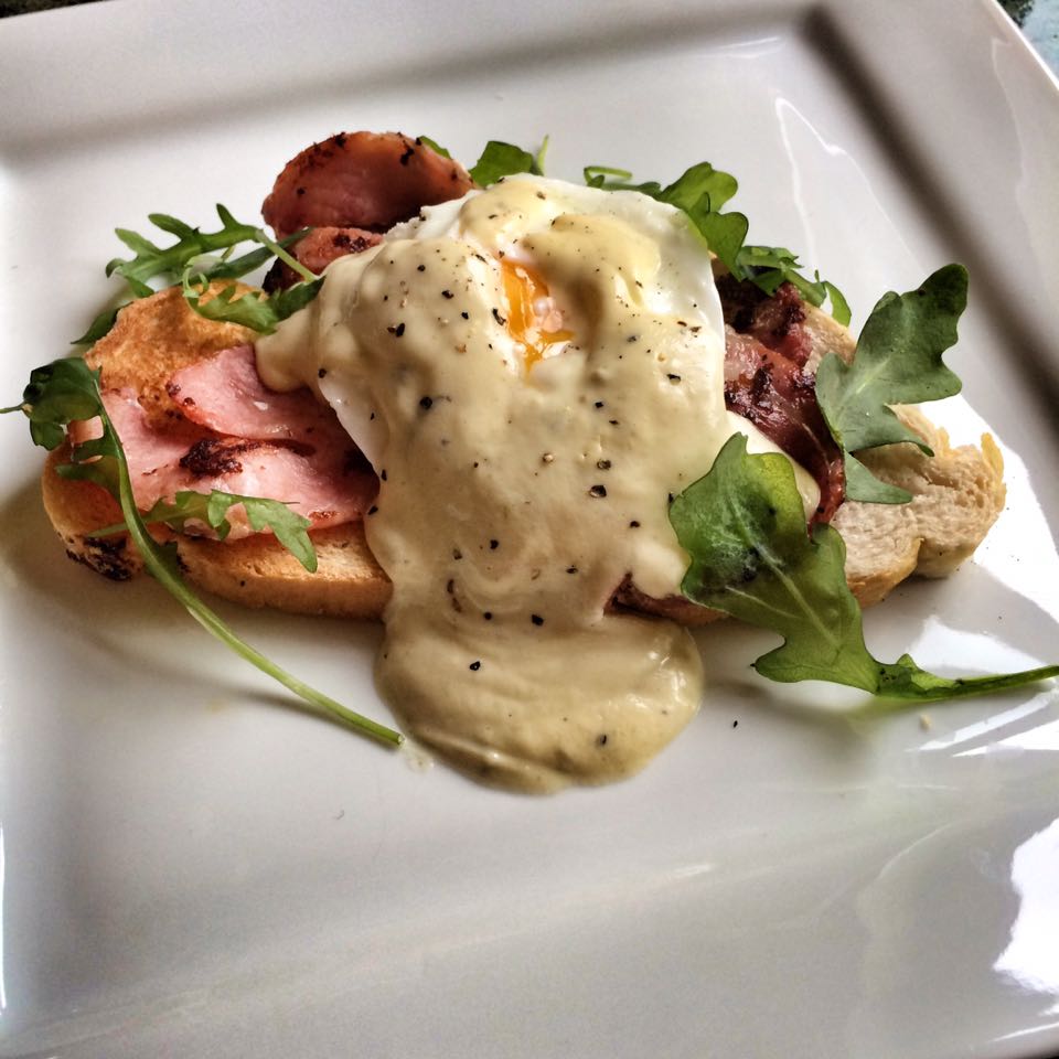 Twisted Eggs Benedict – 4sp