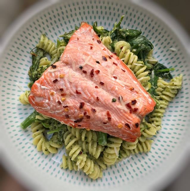 Salmon and Pea Pesto Pasta -9sp