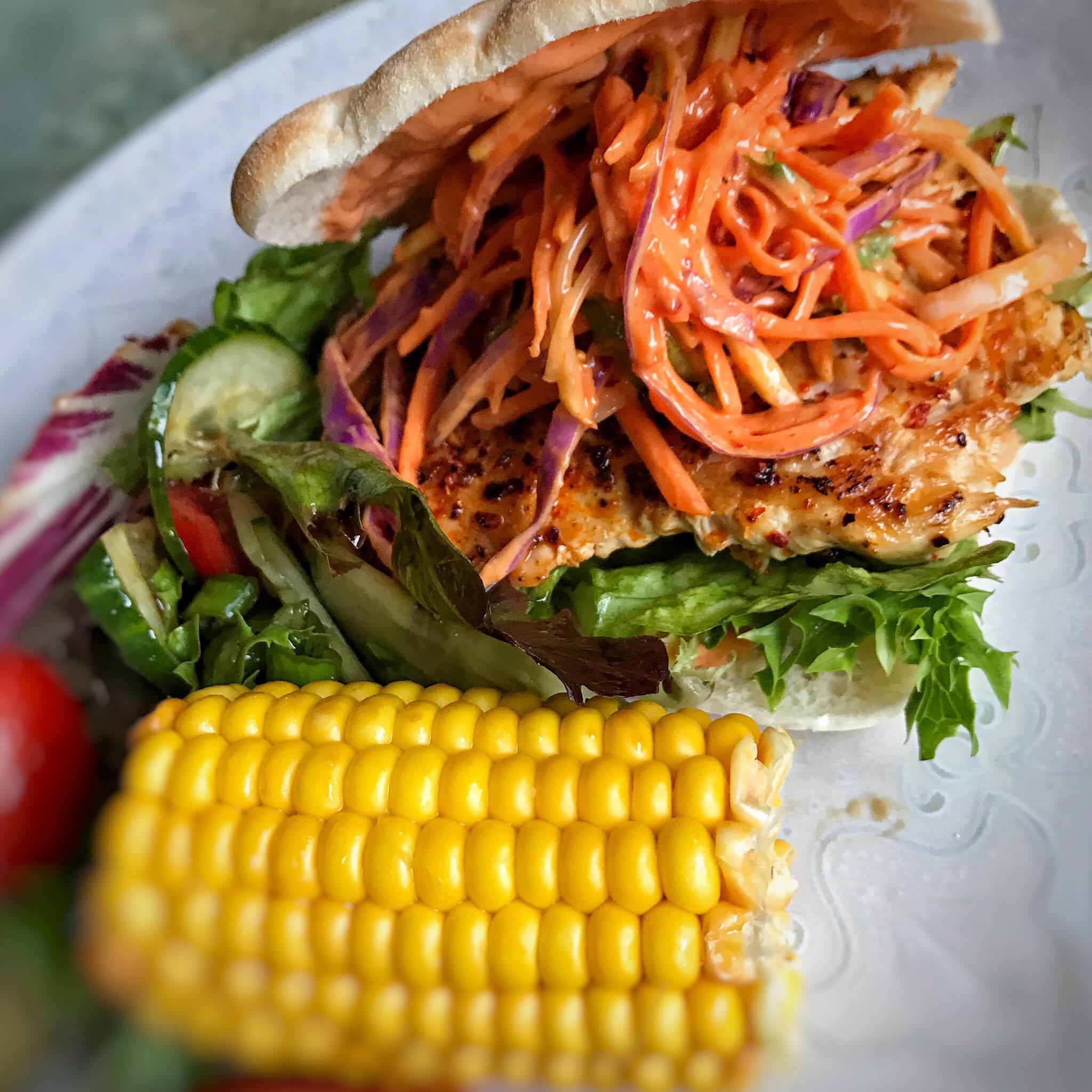 Spicy Chicken Burgers with Gochujung Chilli Slaw – 4sp