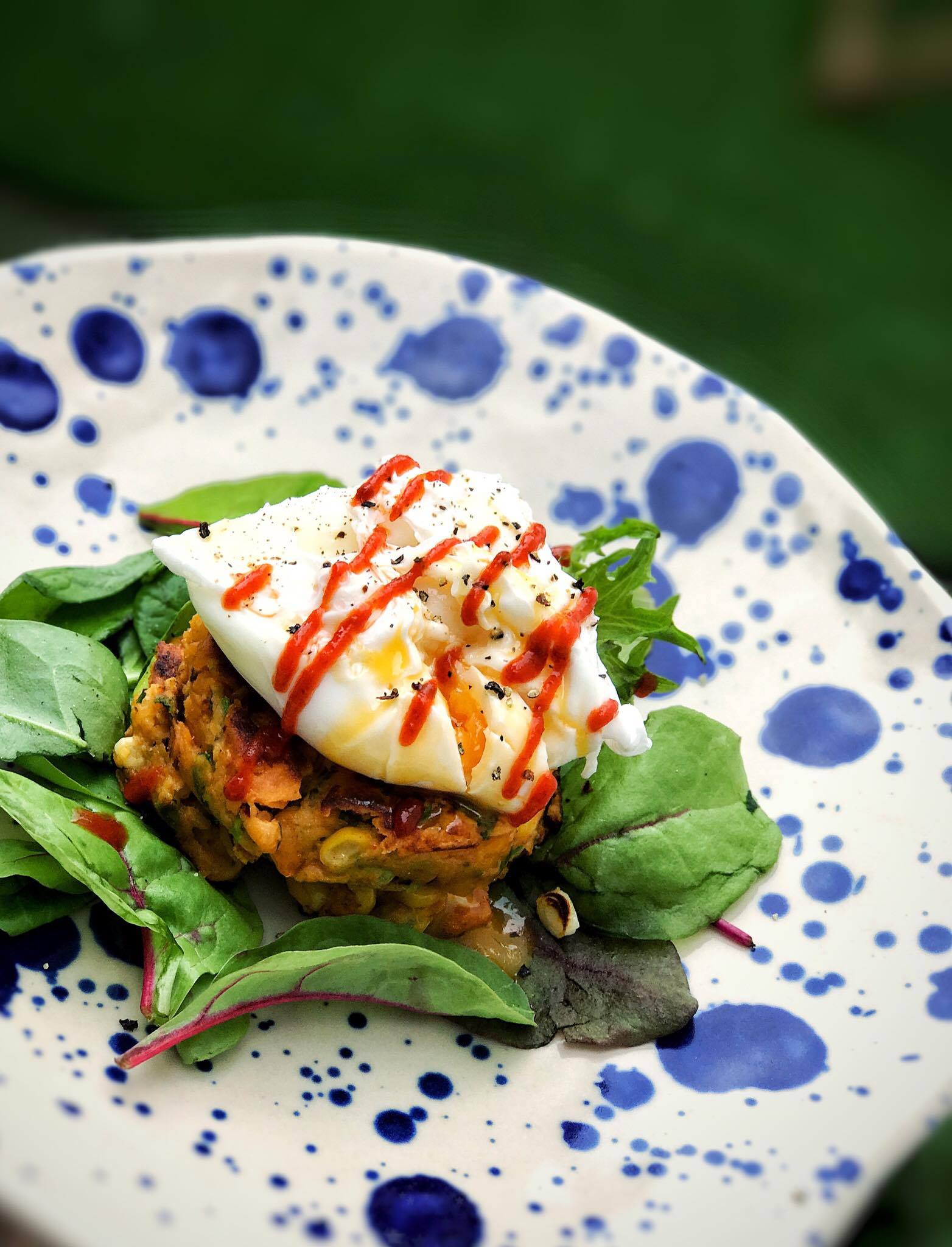 Sweet Potato and Sweetcorn Fritters with Poached Egg – 4sp